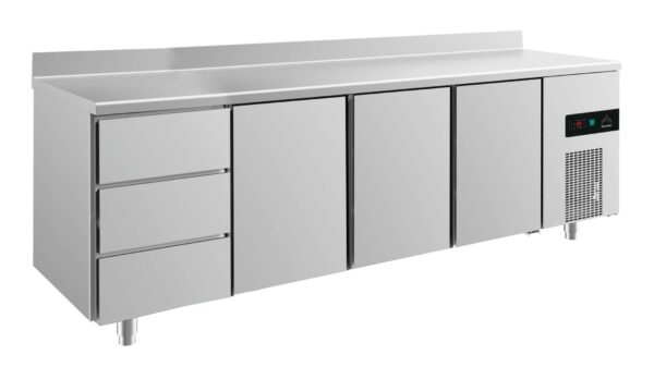 A&S Gastro Kühltisch -2 bis +8°C 2330x700x850mm mit 3x Tür und 2x drei Schubladen u. Aufkantung KT4DTTTA