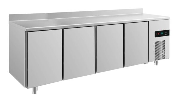 A&S Gastro Kühltisch -2 bis +8°C 2330x700x850mm mit 4 Türen u. Aufkantung KT4TTTTA