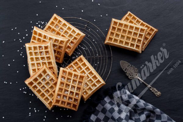 Neumärker Neumärker Waffeleisen Thermocook® inkl. Lorraine Waffel Wechselplatten – Bild 5