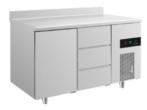 A&S Gastro Kühltisch -2 bis +8°C 1400x700x850mm mit 1x Tür und 1x drei Schubladen u. Aufkantung