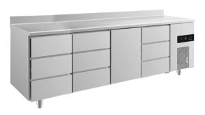A&S Gastro Kühltisch -2 bis +8°C 2330x700x850mm mit 1x Tür und 3x drei Schubladen u. Aufkantung