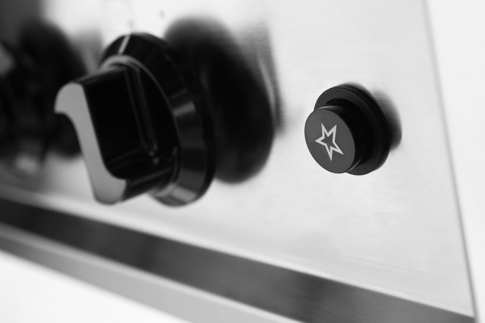 HENDI Gasherd - 5 Kochfelder, offener Unterbau, HENDI, Kitchen Line, 14,3kW, 900x640x(H)910mm – Bild 2