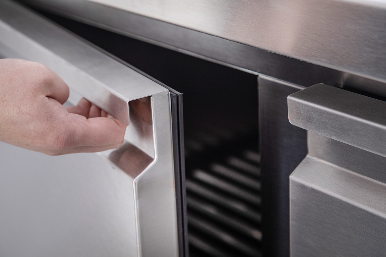 KBS Gastrotechnik Getränketheke Palermo 2 mit 1 Becken rechts und Abdeckung mit Aufkantung 3 KBS Gastrotechnik Getränketheke Palermo 2 mit 1 Becken rechts und Abdeckung mit Aufkantung – Bild 3