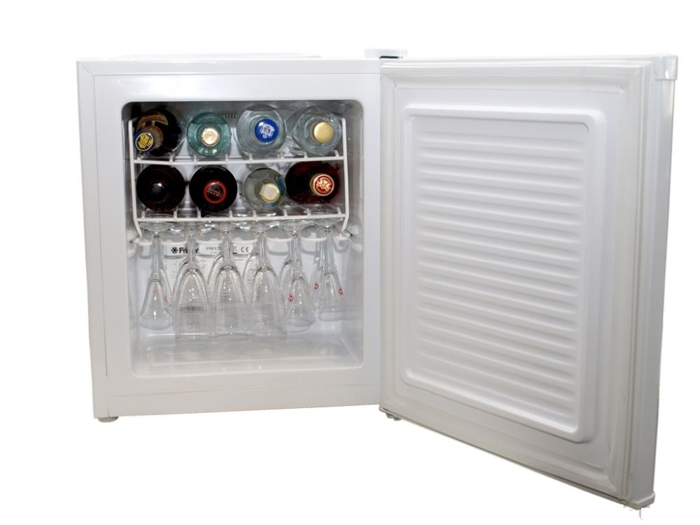KBS Gastrotechnik Schnapstiefkühlbox Viking 3 weiß 1 KBS Gastrotechnik Schnapstiefkühlbox Viking 3 weiß